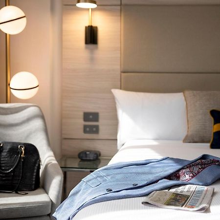 Novotel Sydney Parramatta Экстерьер фото
