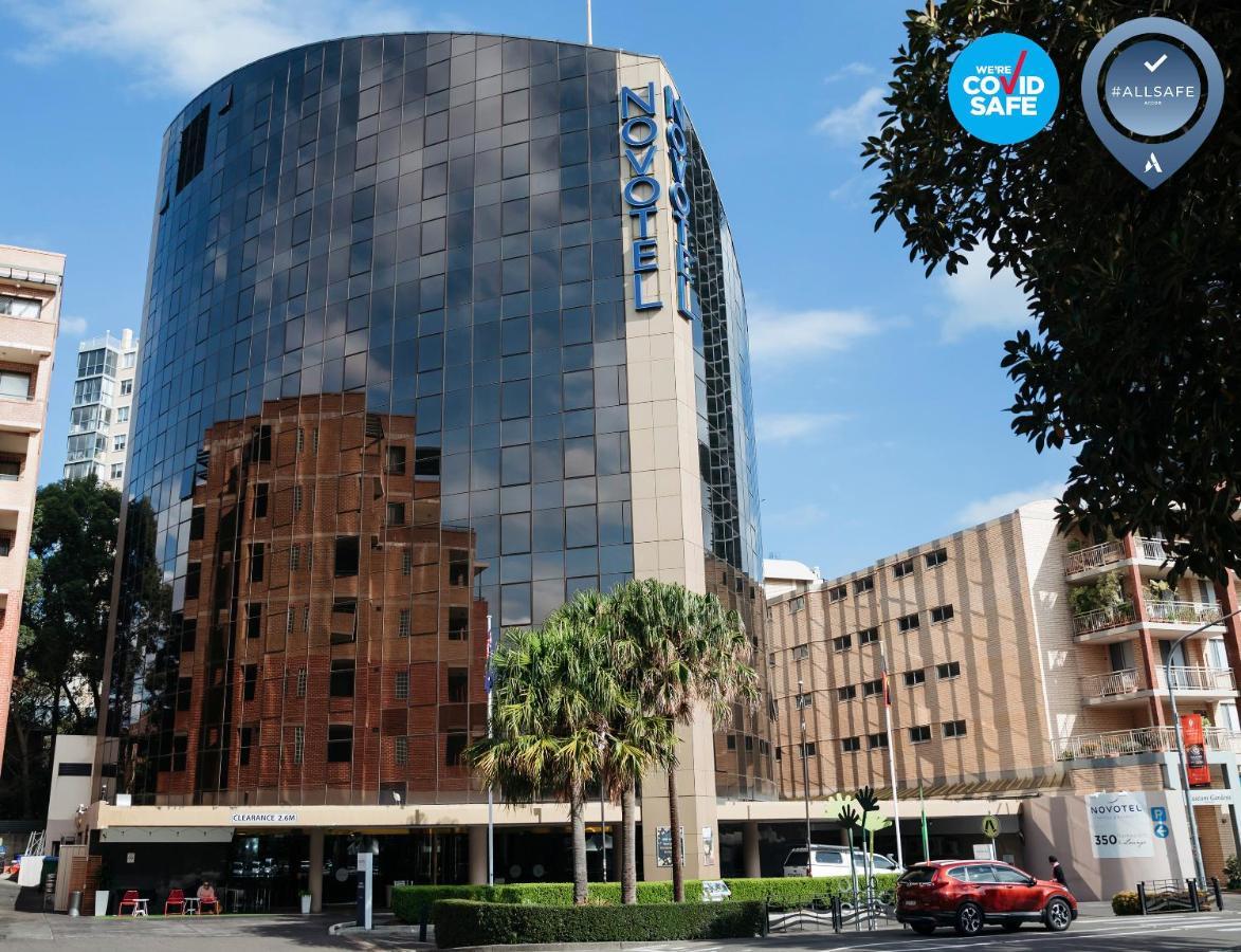 Novotel Sydney Parramatta Экстерьер фото