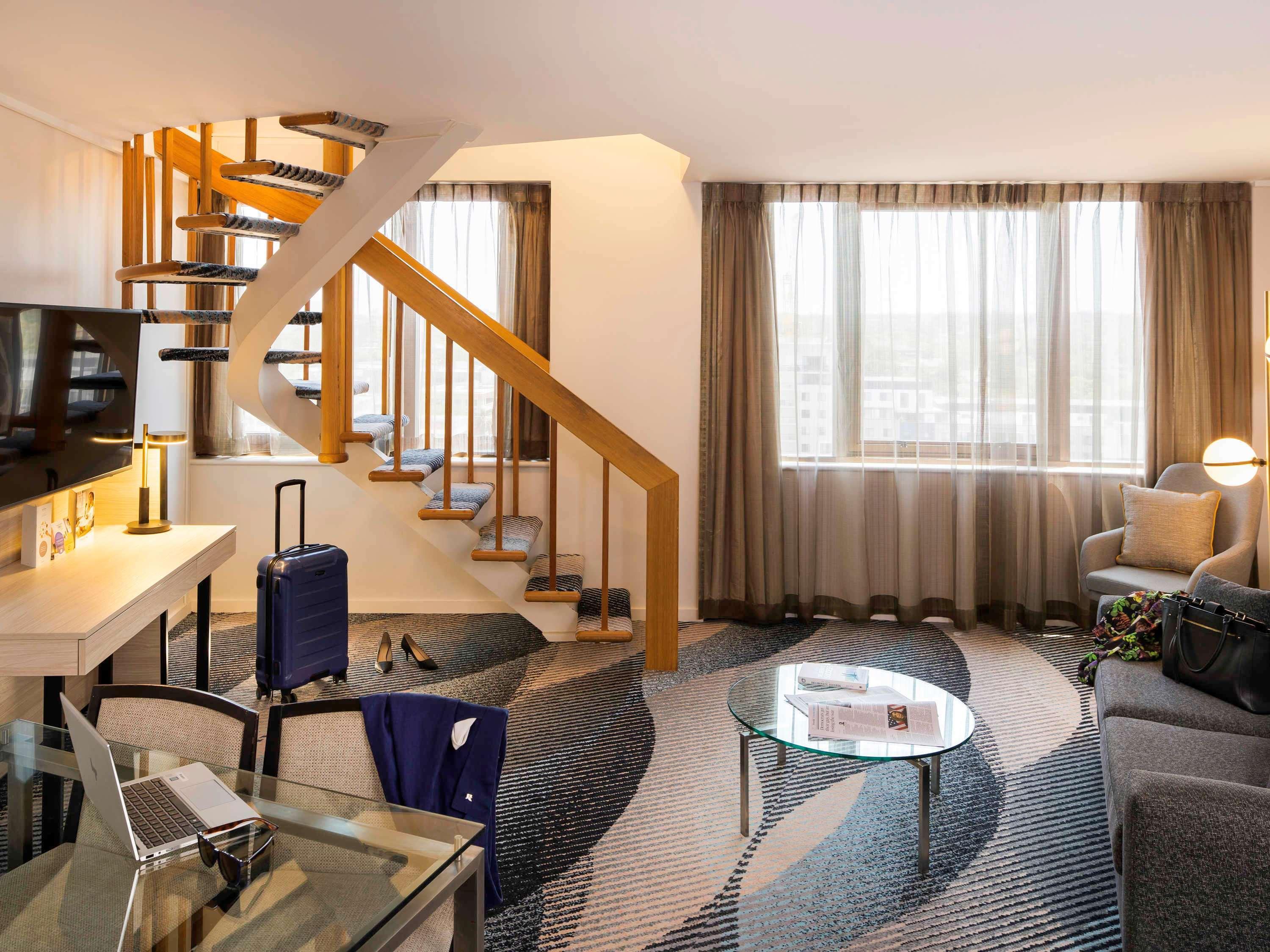 Novotel Sydney Parramatta Экстерьер фото