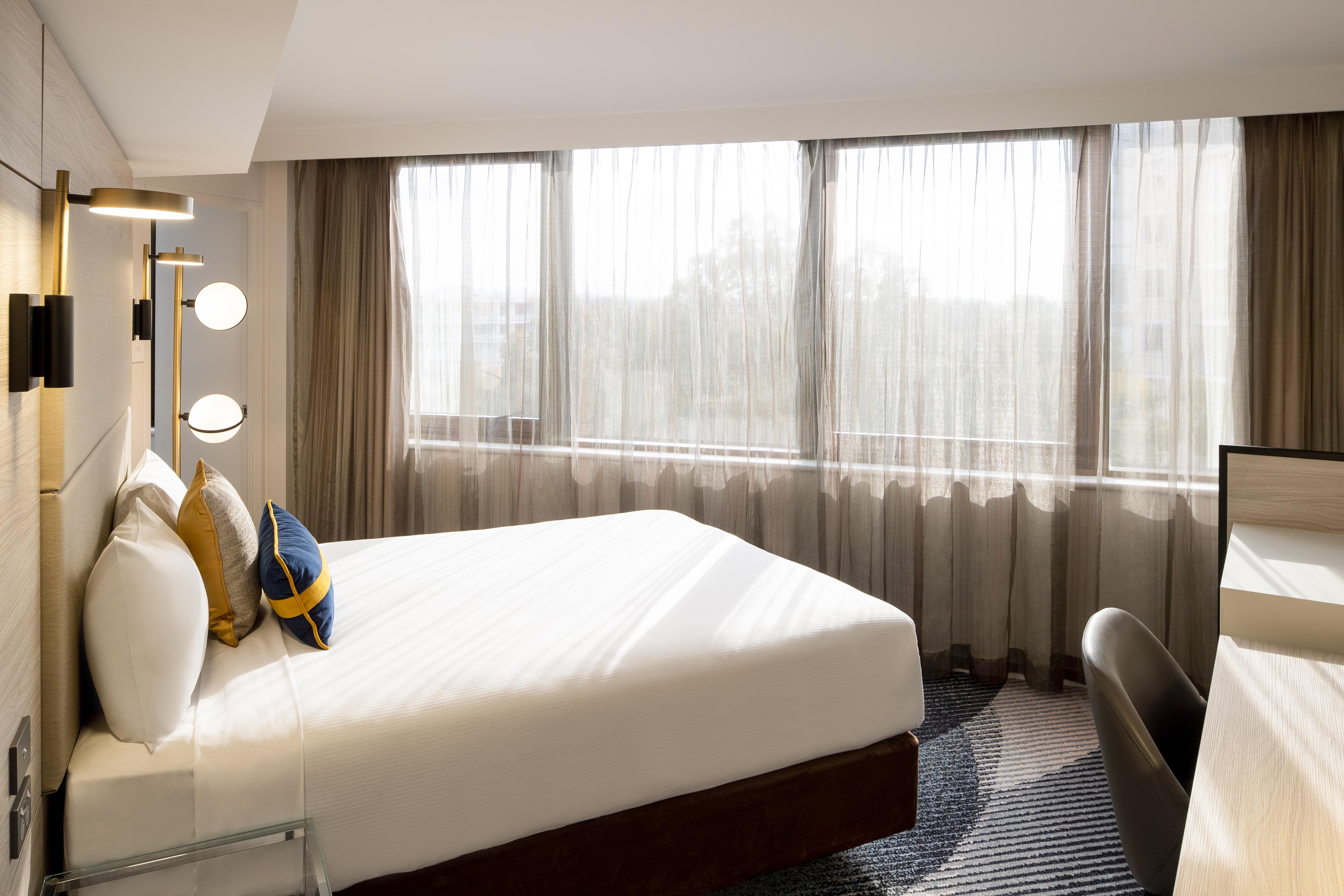 Novotel Sydney Parramatta Экстерьер фото