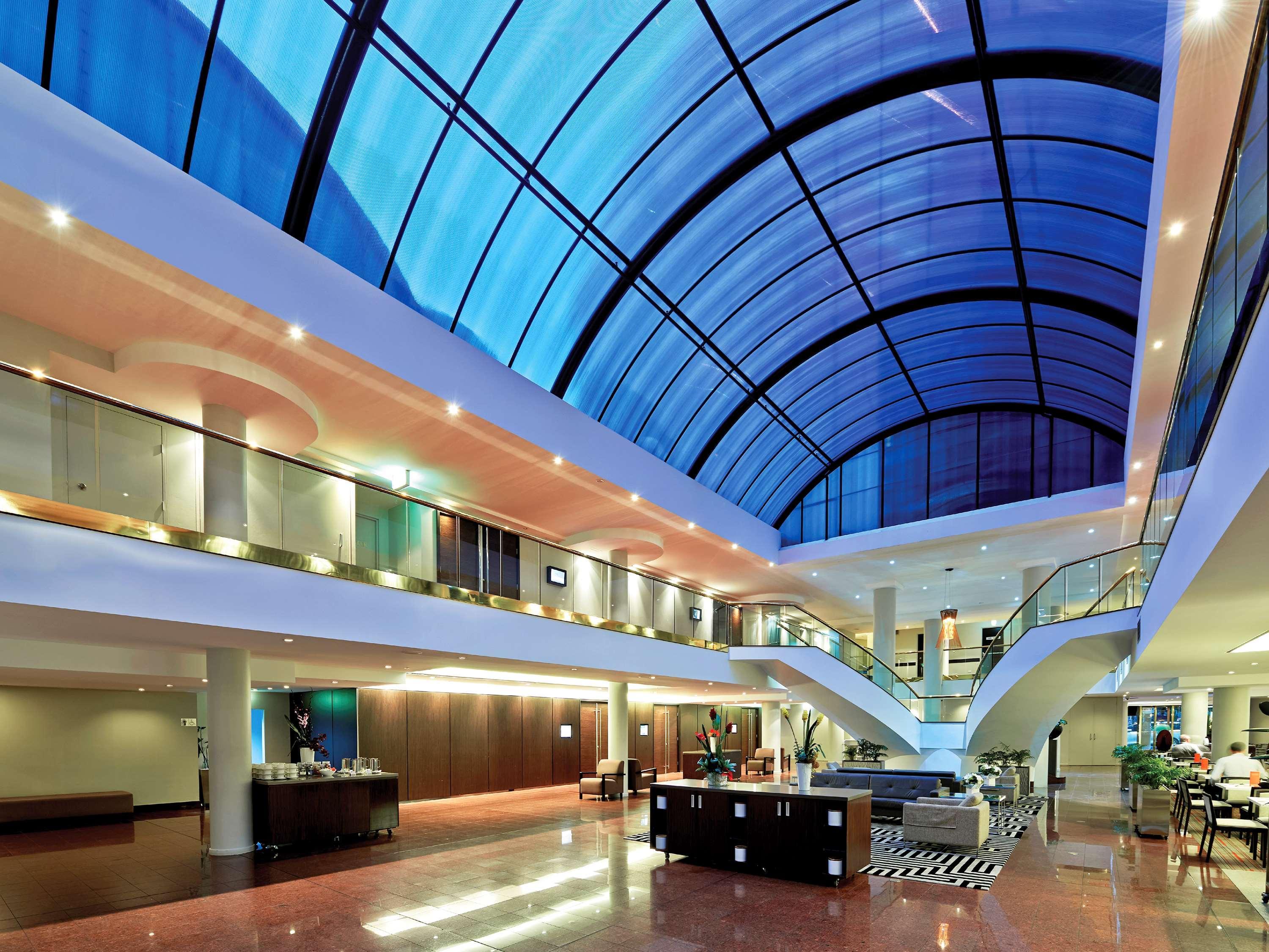 Novotel Sydney Parramatta Экстерьер фото