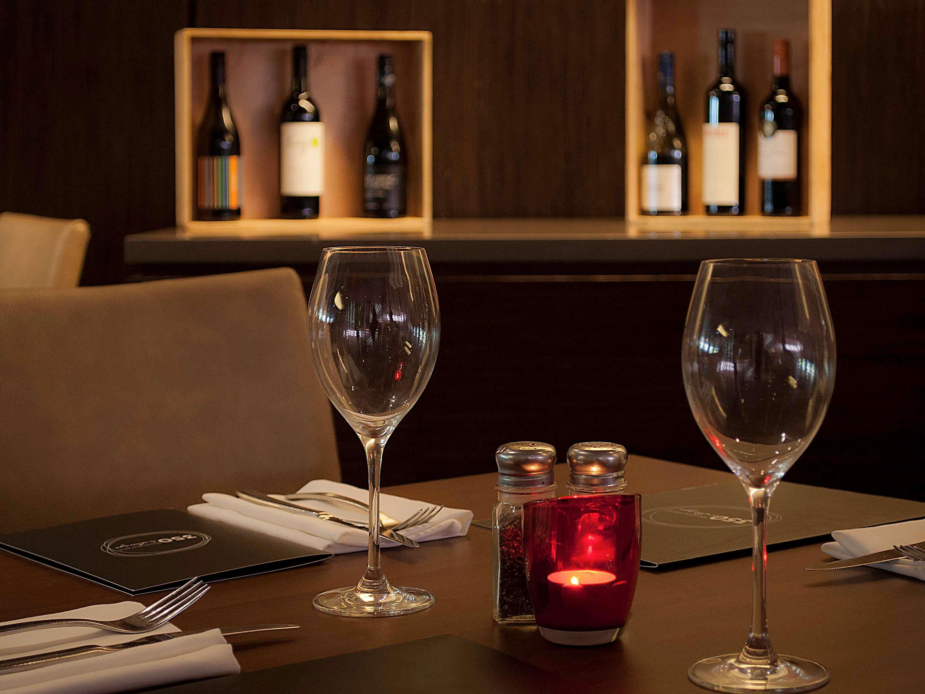 Novotel Sydney Parramatta Экстерьер фото