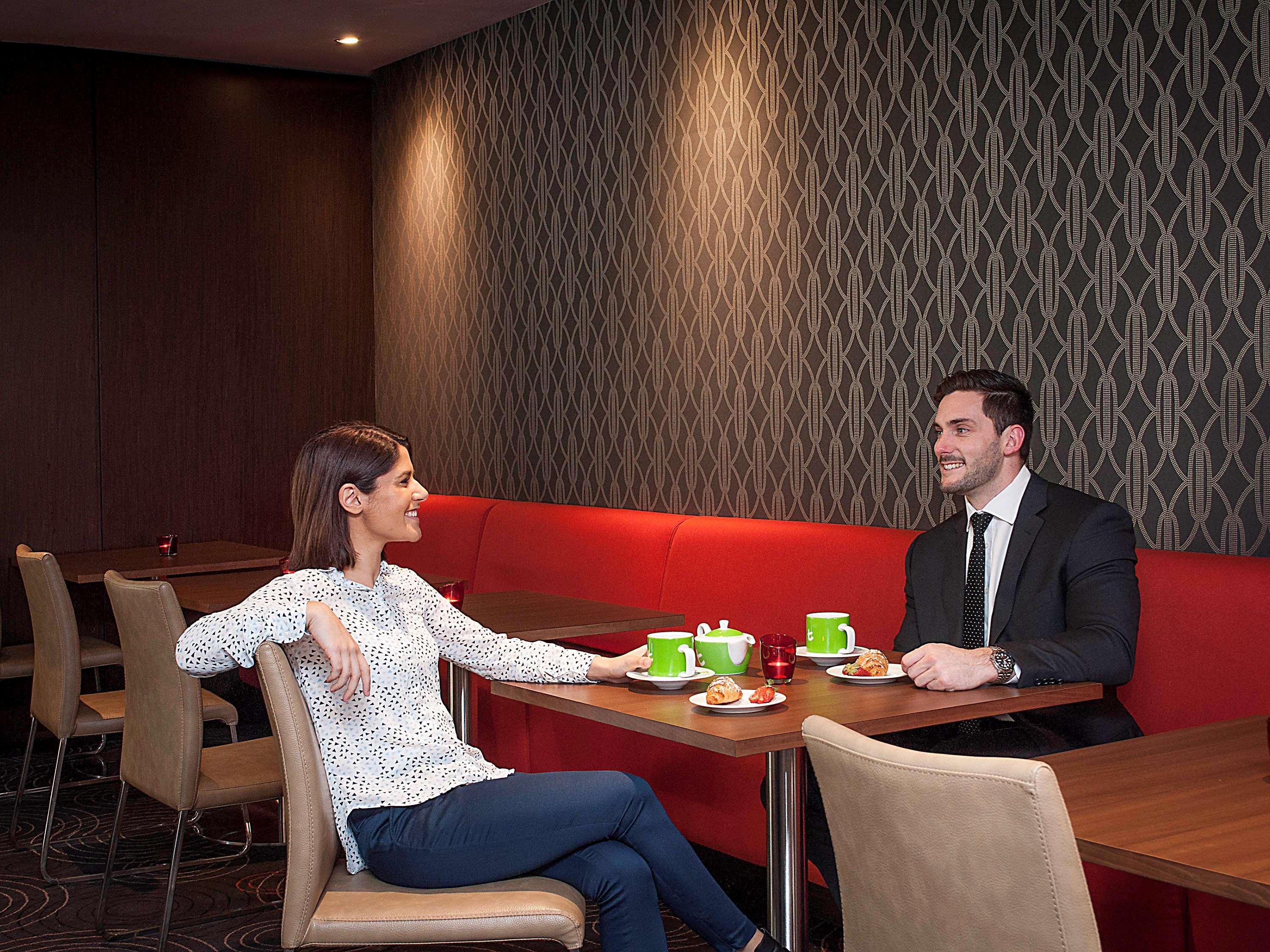 Novotel Sydney Parramatta Экстерьер фото