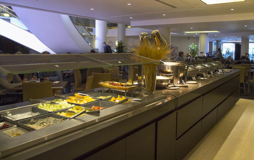 Novotel Sydney Parramatta Экстерьер фото