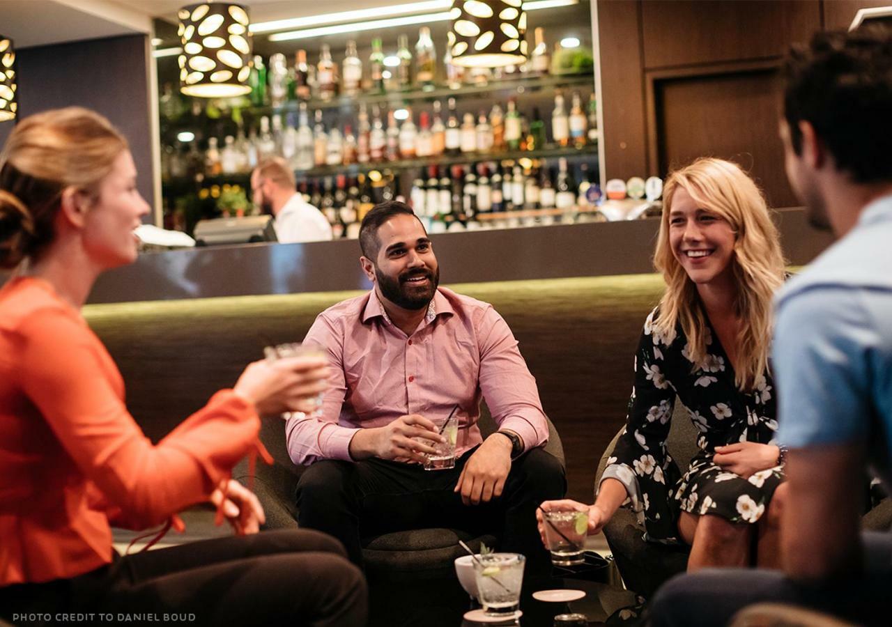 Novotel Sydney Parramatta Экстерьер фото