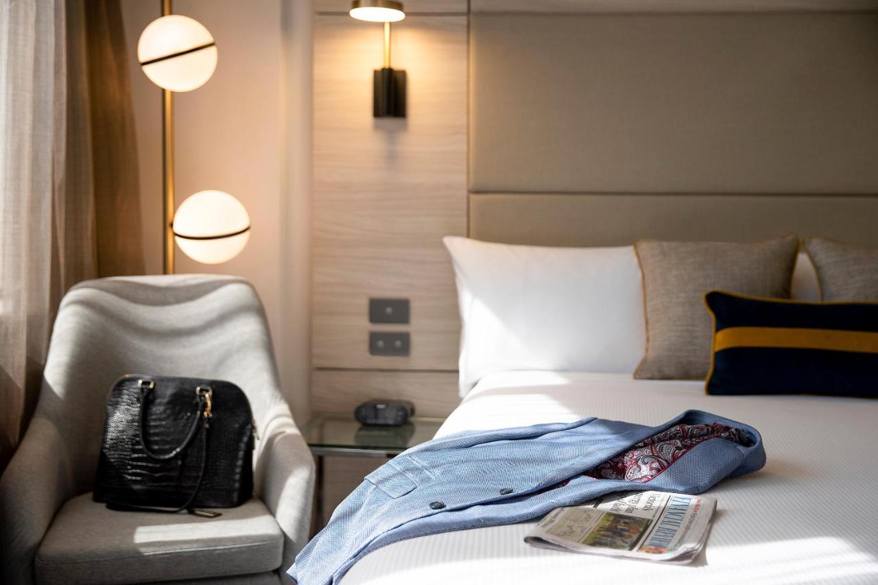 Novotel Sydney Parramatta Экстерьер фото